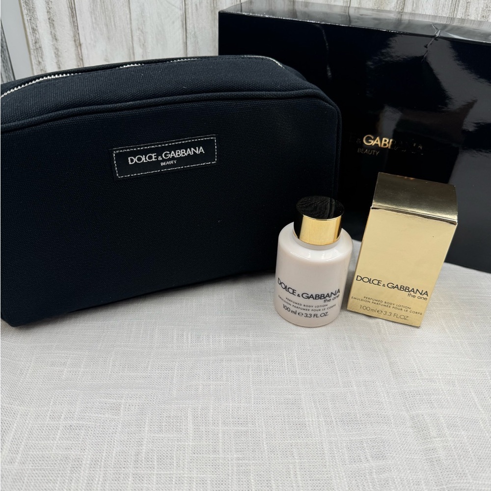 Dolce & Gabbana Make up Bag  and The one Body Lotion